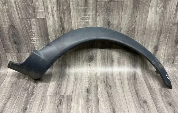 Volvo XC70 Front arch trim 09190878 8620130