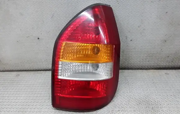 Opel Zafira A Rear/tail lights