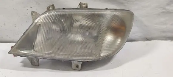 Mercedes-Benz Sprinter W901 W902 W903 W904 Headlight/headlamp A9018202461 9018202461 15052900