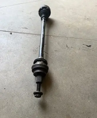 Volkswagen Golf VI Rear driveshaft 1K0501204D 1K0501204