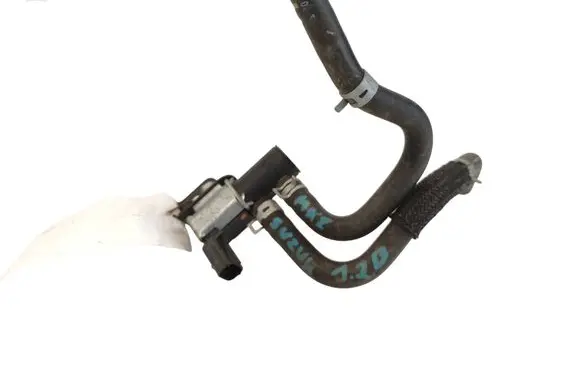 Suzuki Swift II Vacuum valve K5T48589CAREWAY