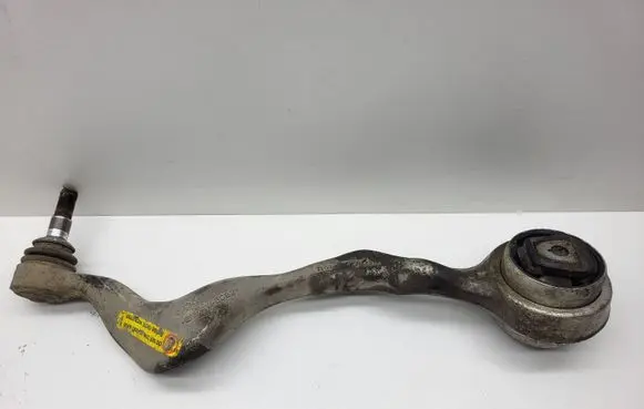 BMW 1 E81 E87 Front lower control arm/wishbone 6082