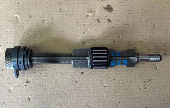 Volkswagen Arteon Balance shaft 06K103305A