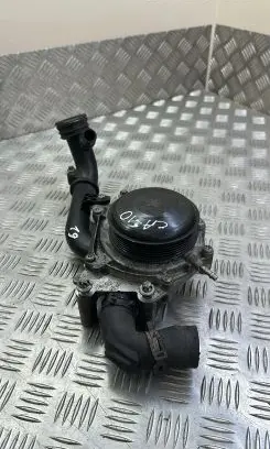 Mercedes-Benz E W212 Water pump A6512007701
