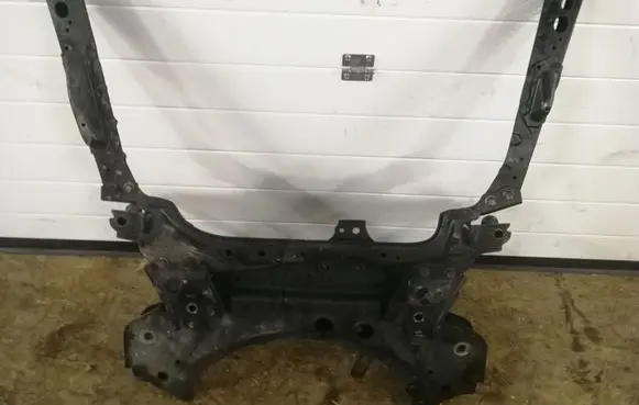 Toyota Verso Front subframe