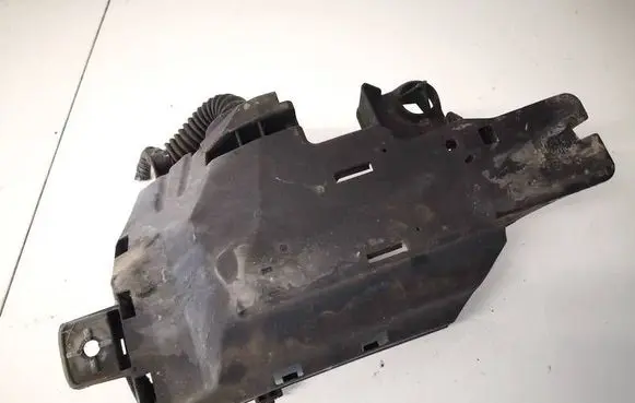 Volvo S60 Fuse box cover 9452547