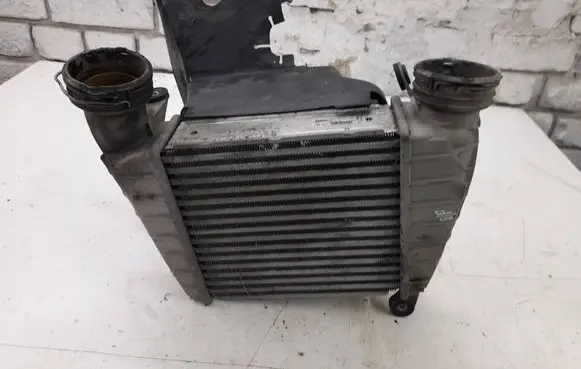 Volkswagen Phaeton Intercooler radiator 3D0145788 8805378A