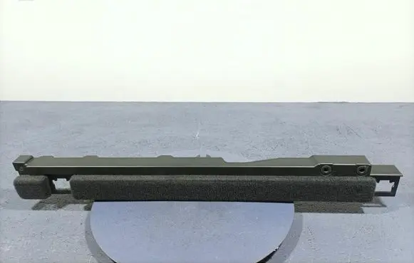 Other sill/pillar trim element
