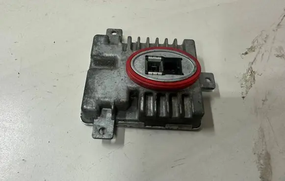 BMW 5 F10 F11 Headlight ballast module Xenon 7237647
