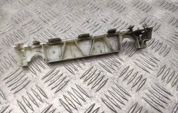Mercedes-Benz E C207 W207 Fender mounting bracket
