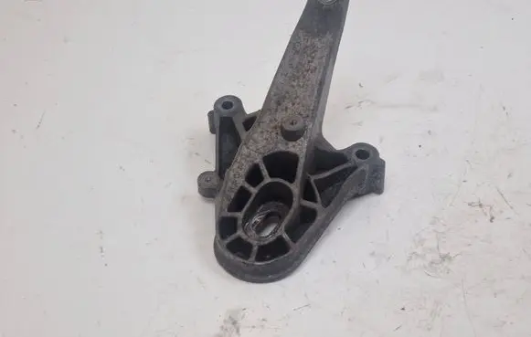 Mini Cooper Countryman R60 Engine mounting bracket 6788663 67871110