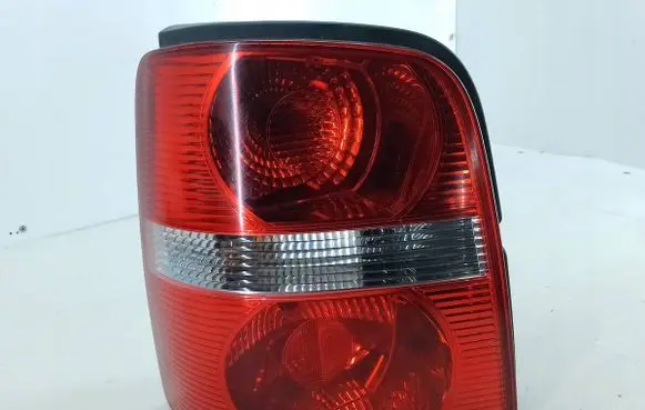 Volkswagen Touran I Rear/tail lights