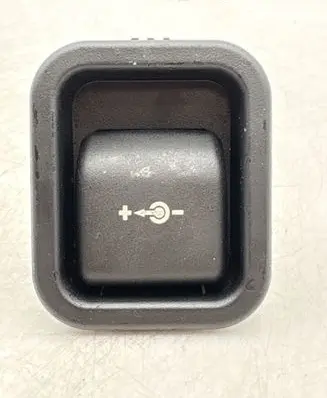 BMW X3 E83 12 V Socket (rear) 7040621 51477040621
