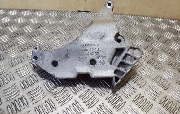 Audi TT TTS Mk2 Engine mounting bracket 03L199207