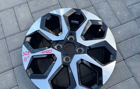 Toyota Aygo AB40 R15 alloy rim 42611-0H050