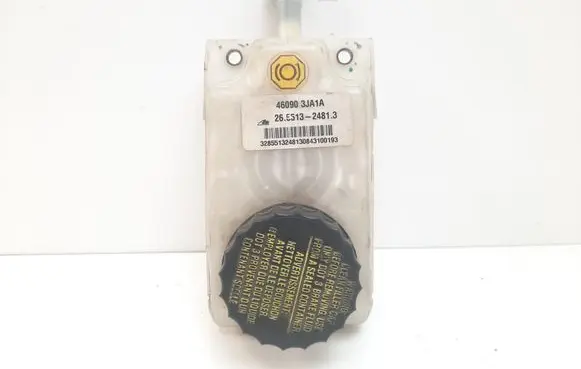 Brake fluid reservoir