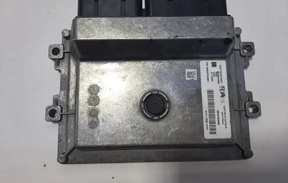Peugeot 208 Engine control unit/module 9845426480 9843252980