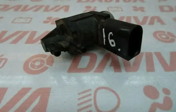 Volkswagen Touran I Vacuum valve 1J0906283C 1J0906283
