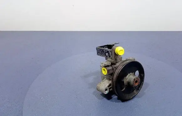 KIA Sportage Power steering pump 57100-2E000
