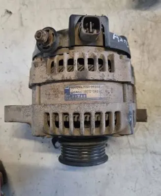 Toyota Corolla Verso E121 Generator/alternator 2706027090 27080 1042T03431