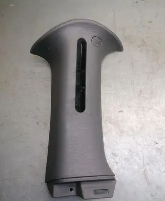 Chrysler Voyager (D)pillar trim (top) 05028277