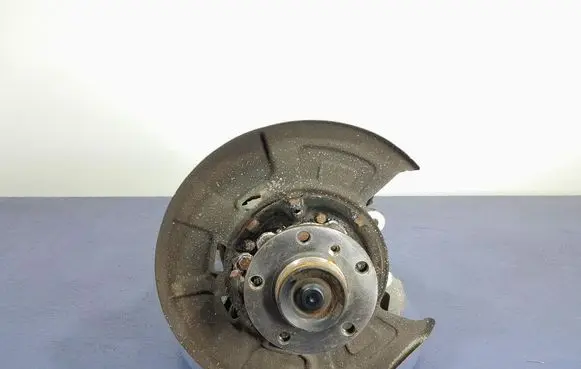BMW X5M F85 Front wheel hub spindle knuckle 6770988