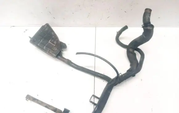 Hyundai Santa Fe Engine coolant pipe/hose