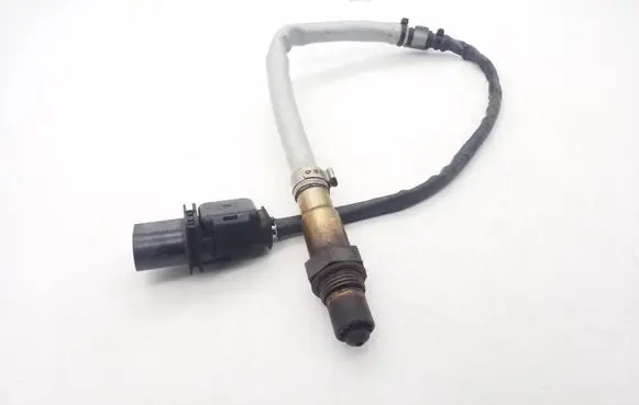 Volkswagen PASSAT B6 Lambda probe sensor 06F906262AC 0258017044