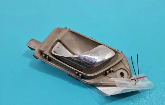 Peugeot 305 Front door interior handle IMPRK1393663