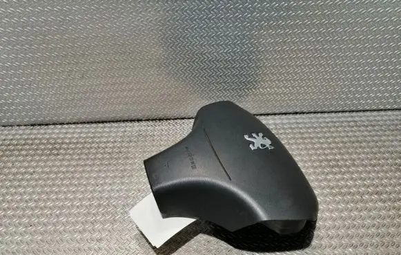 Steering wheel airbag