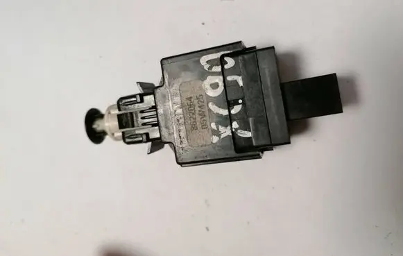 Volvo XC90 Brake pedal sensor switch 8622064 05WA25