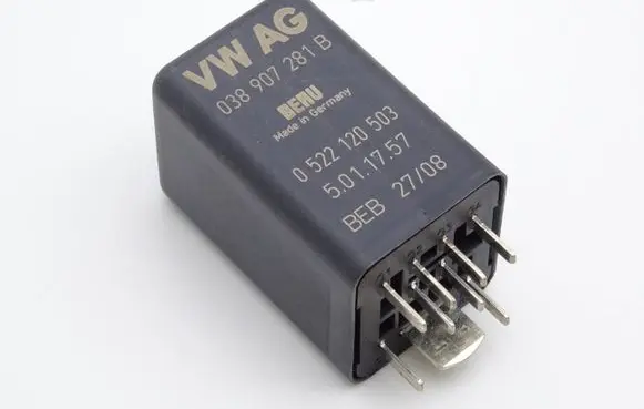 Audi A6 S6 C6 4F Glow plug pre-heat relay 038907281B