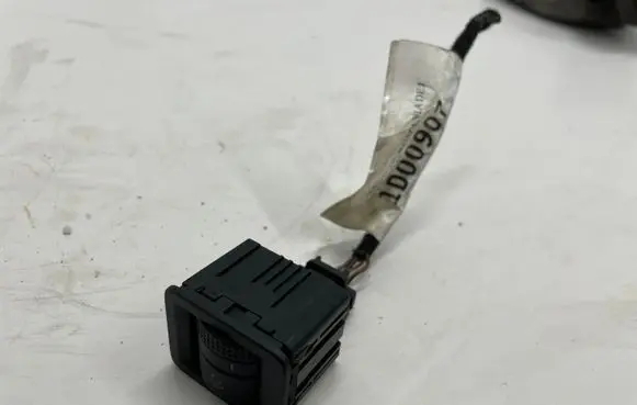 Volkswagen Golf Sportsvan Headlight level height control switch 510941333A