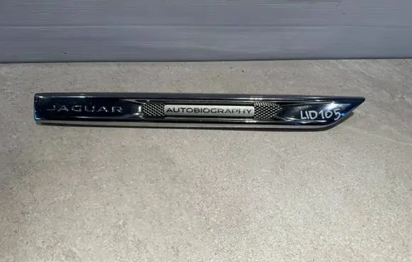 Jaguar XJ X351 Fender trim (molding) W9M280B10ABLID105 W9M280B1