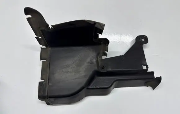 Volvo V70 Intercooler air guide/duct channel M0N7A