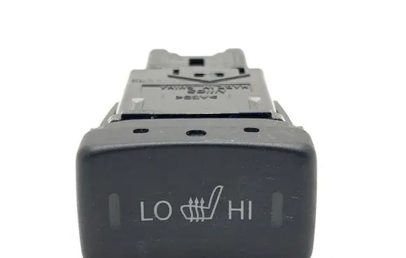 Suzuki SX4 S-Cross Seat heating switch 