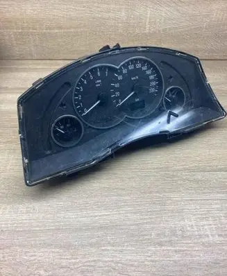 Opel Meriva A Speedometer (instrument cluster) 13173382XU 110080162027 Used