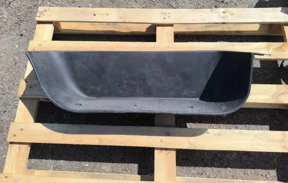 Renault Trafic II (X83) Side skirt front trim 8200523986 8200523968 8200585938