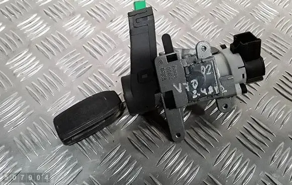 Volvo V70 Ignition lock 73760 8673073510130020