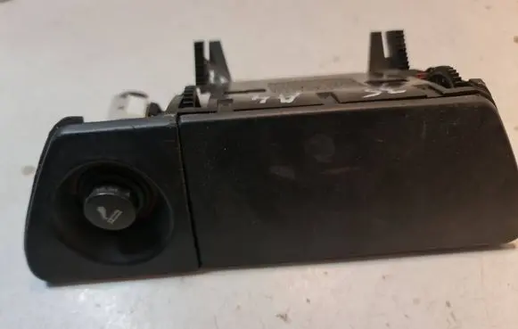 Audi A4 S4 B6 8E 8H Car ashtray 8D0857951B 8219 PA6GF3