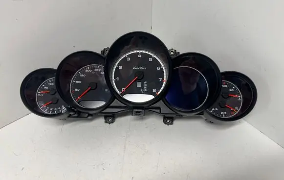 Porsche Cayenne (92A) Speedometer (instrument cluster) 7P5920902