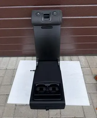 BMW X3 G01 Rear seat armrest 