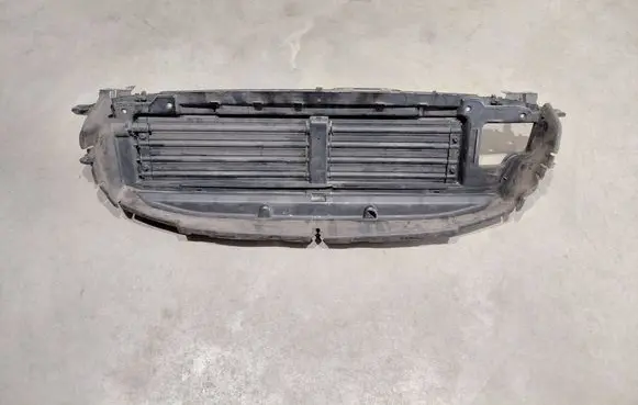 Volvo V60 Intercooler air channel guide 32345499 1136336XX 1136334XX