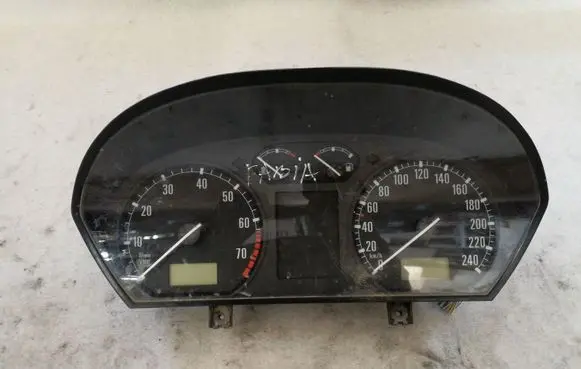 Skoda Fabia Mk1 (6Y) Speedometer (instrument cluster) 6Y1919870B