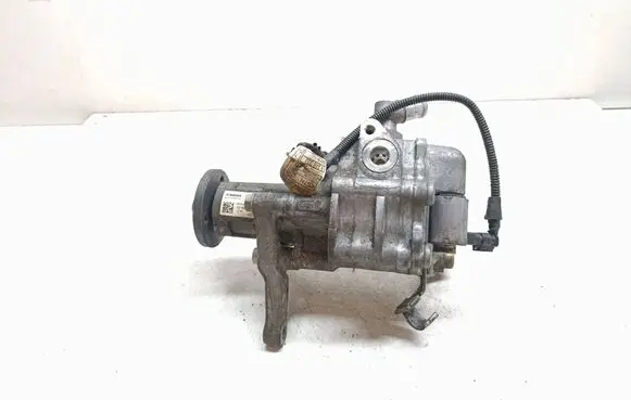 BMW 5 F10 F11 Power steering pump 6867159