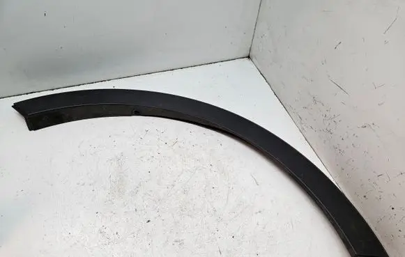 KIA Sportage Front arch trim 877123U000