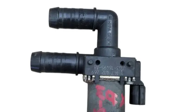 Ford S-MAX Coolant heater control valve J1G318495AB