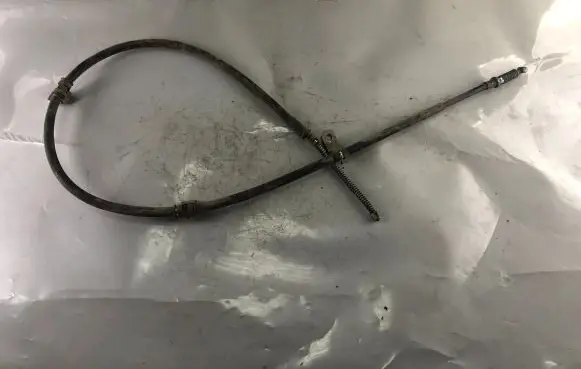 Handbrake/parking brake wiring cable
