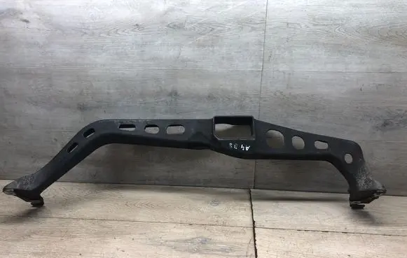 Audi A4 S4 B8 8K Engine mounting bracket 8K0199521C
