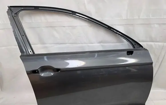 Volkswagen PASSAT B8 Front door 3G0831312K